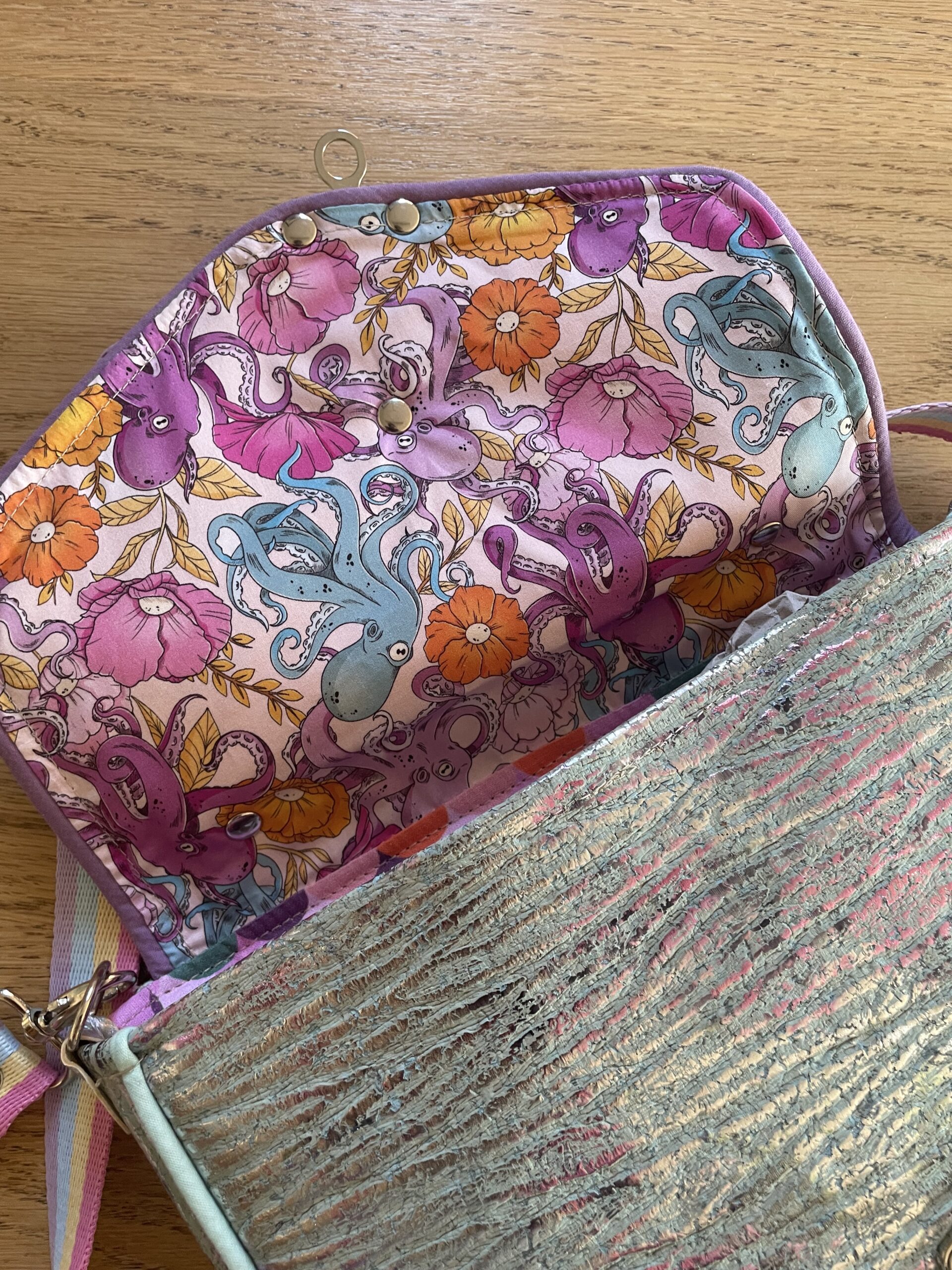 Sac Madi – Sous l'Océan | Sac artisanal en cuir, liège et tissu by Lixy – Image 6