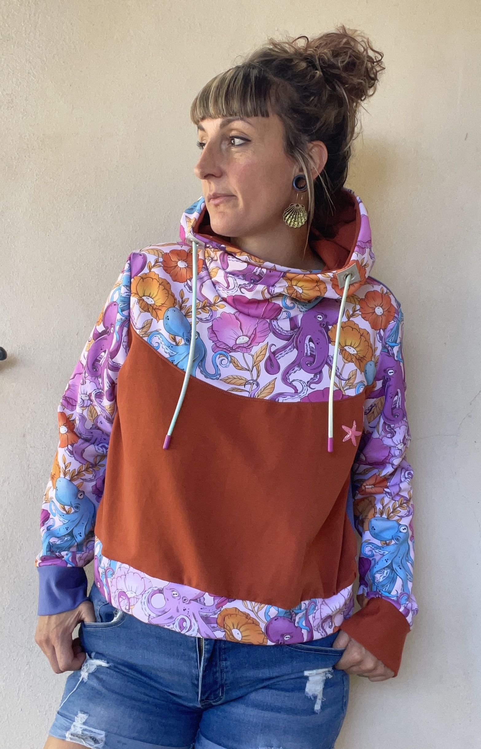 Crop Sweat Mila – Collection Sous l’Océan – Image 4
