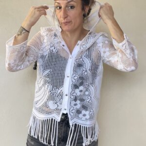 Gilet dentelle upcyclé